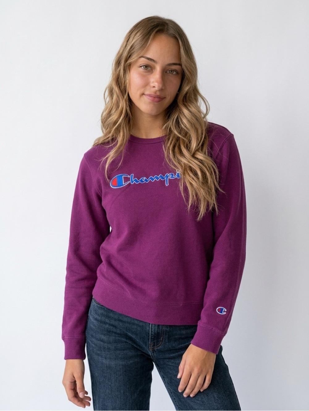 Champion Purple Crewneck Sweatshirt Women’s Small Embroidered Logo